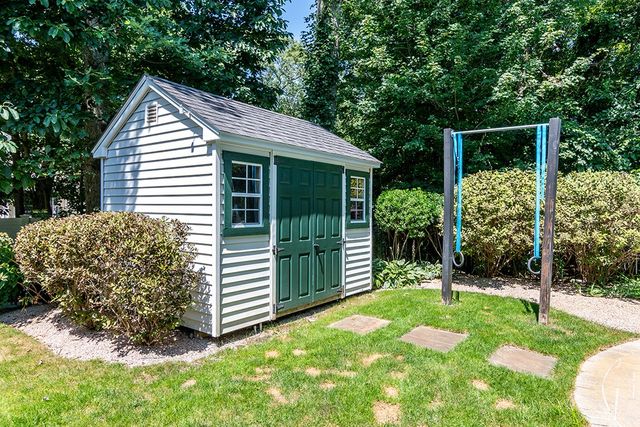 530 Westmoreland Lane, North Kingstown, RI 02874