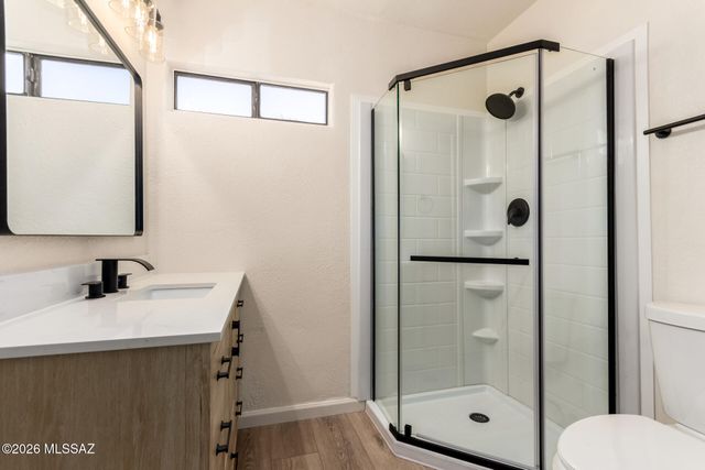 3989 E Desmond Lane, Tucson, AZ 85712