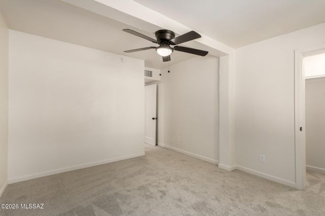 3989 E Desmond Lane, Tucson, AZ 85712