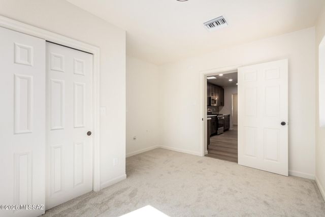 3989 E Desmond Lane, Tucson, AZ 85712