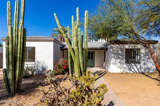 3989 E Desmond Lane, Tucson, AZ 85712