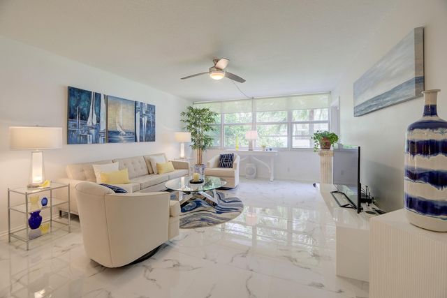 1160 N Federal Highway 215, Fort Lauderdale, FL 33304