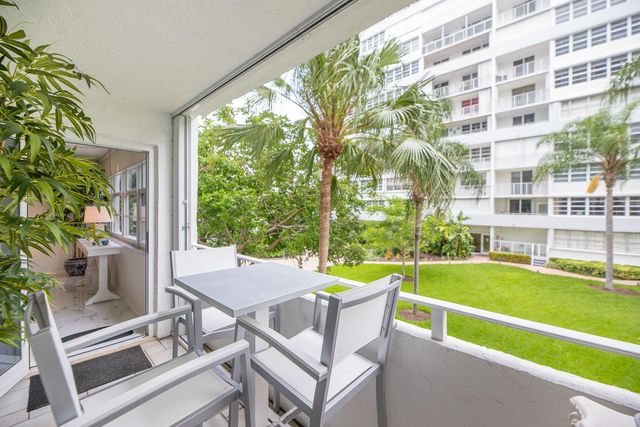 1160 N Federal Highway 215, Fort Lauderdale, FL 33304