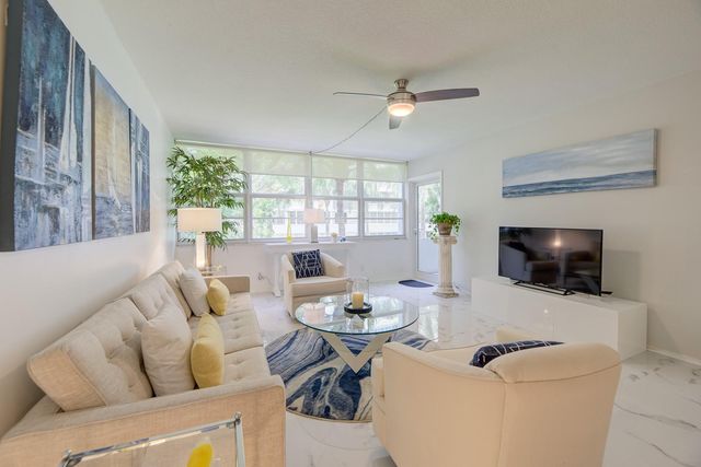 1160 N Federal Highway 215, Fort Lauderdale, FL 33304