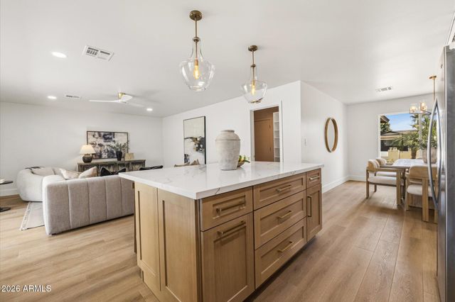 4948 E CORRINE Drive, Scottsdale, AZ 85254