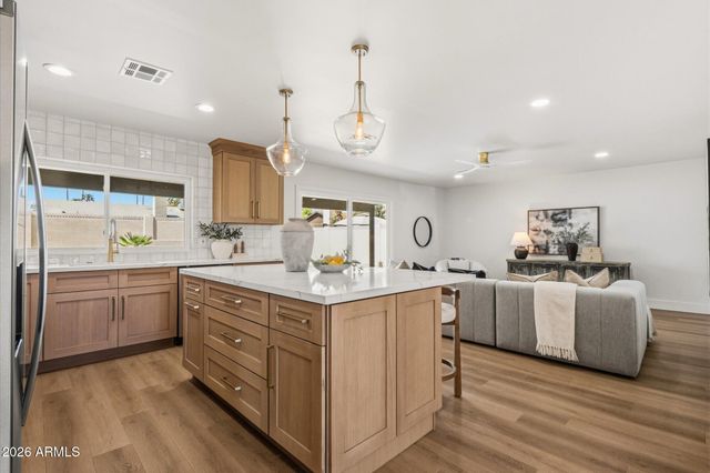 4948 E CORRINE Drive, Scottsdale, AZ 85254