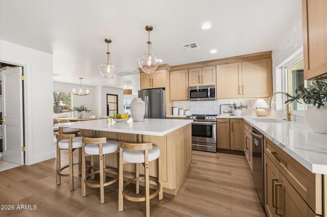 4948 E CORRINE Drive, Scottsdale, AZ 85254