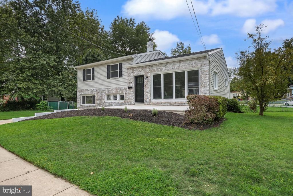 305 FAIRVIEW AVE, SOMERDALE, NJ 08083 — photo 2
