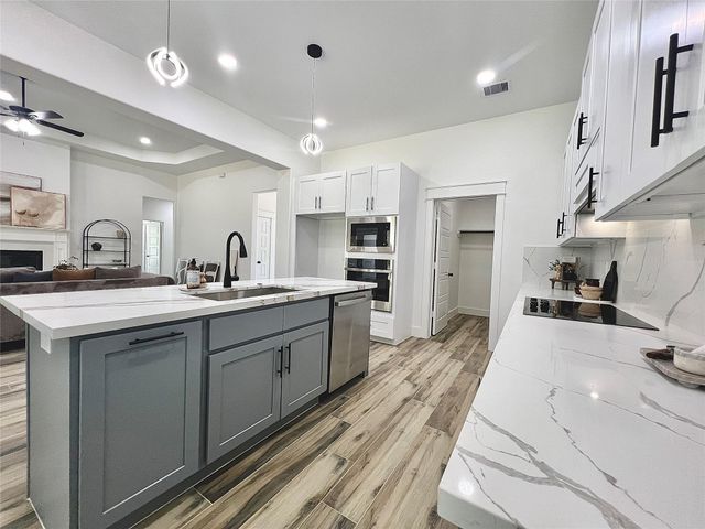 461 Spanish Drive, Dayton, TX 77535