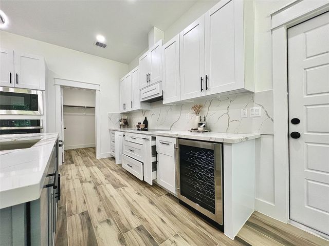 461 Spanish Drive, Dayton, TX 77535