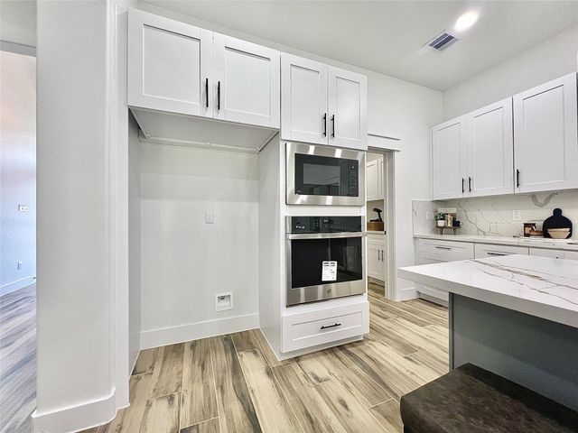 461 Spanish Drive, Dayton, TX 77535