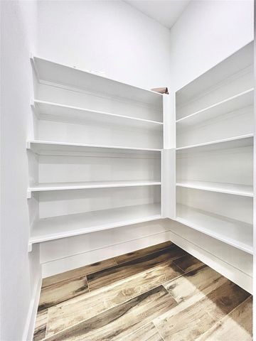 461 Spanish Drive, Dayton, TX 77535