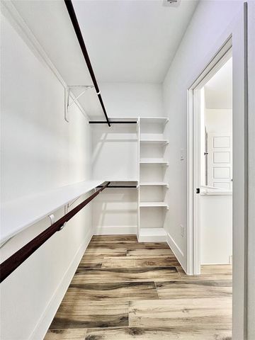 461 Spanish Drive, Dayton, TX 77535