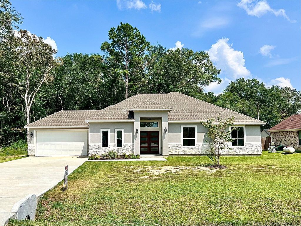 461 Spanish Drive, Dayton, TX 77535