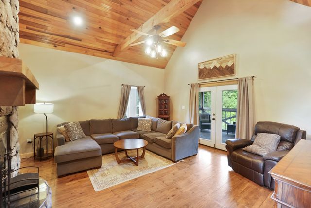471 Northup Rd, Portland, TN 37148