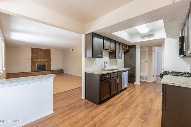 11341 JACK CUPIT Lane, El Paso, TX 79936