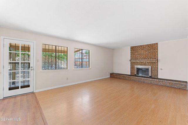 11341 JACK CUPIT Lane, El Paso, TX 79936