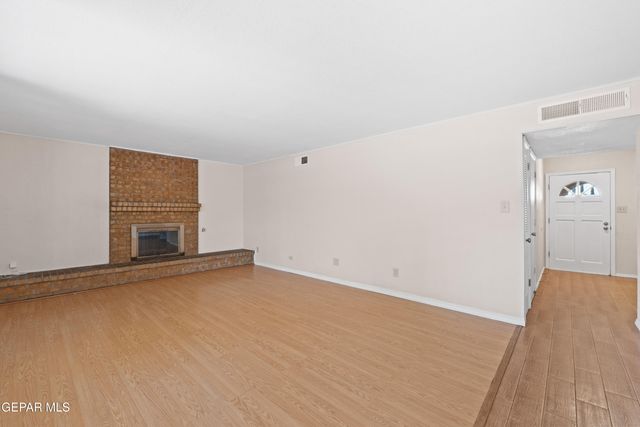 11341 JACK CUPIT Lane, El Paso, TX 79936