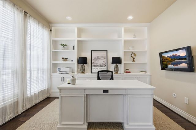 20011 Crested Peak Lane, Cypress, TX 77433