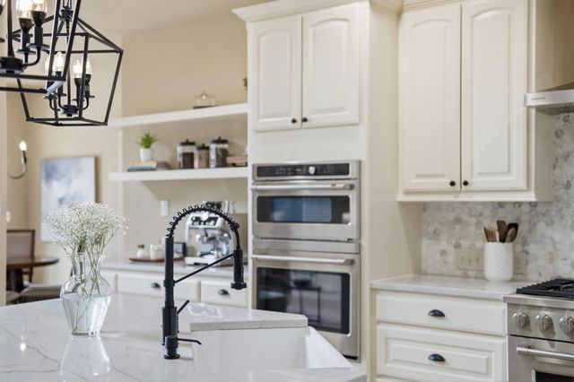 20011 Crested Peak Lane, Cypress, TX 77433