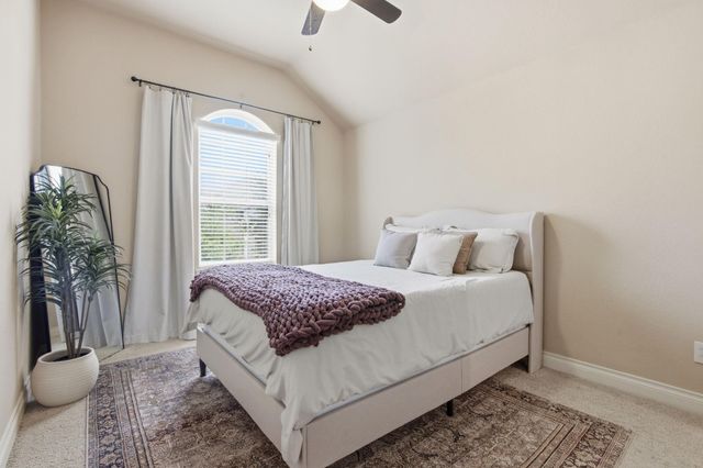 20011 Crested Peak Lane, Cypress, TX 77433