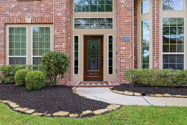 20011 Crested Peak Lane, Cypress, TX 77433