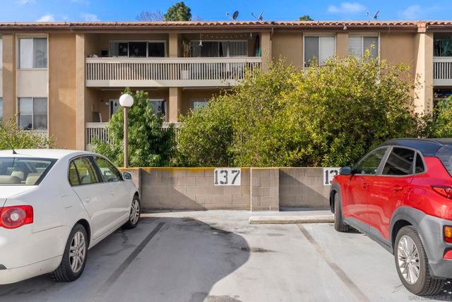 1885 Diamond St 2-222, San Diego, CA 92109