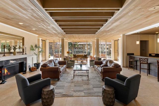 1885 Diamond St 2-222, San Diego, CA 92109