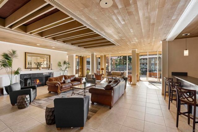 1885 Diamond St 2-222, San Diego, CA 92109