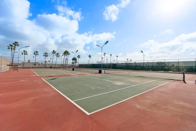 1885 Diamond St 2-222, San Diego, CA 92109