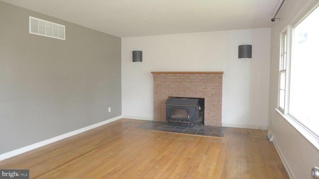 93 GREAT LAKE DR, Annapolis, MD 21403