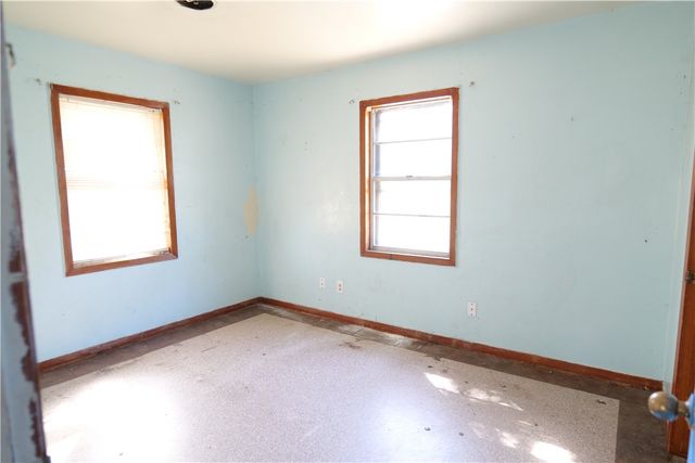 1315 W Goodnight Ave, Aransas Pass, TX 78336