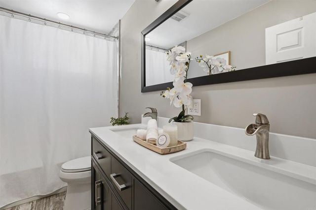 279 D Street, Chula Vista, CA 91910