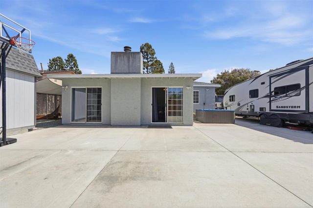 279 D Street, Chula Vista, CA 91910