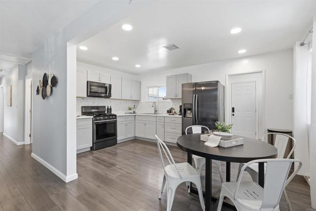 279 D Street, Chula Vista, CA 91910