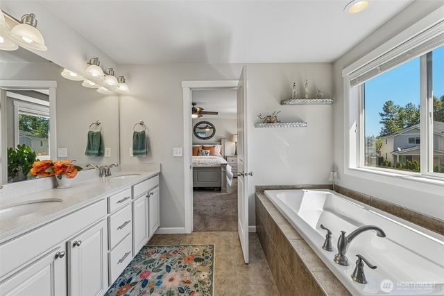 13931 E 63rd Avenue E, Puyallup, WA 98373