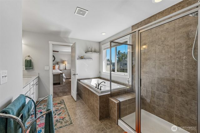 13931 E 63rd Avenue E, Puyallup, WA 98373