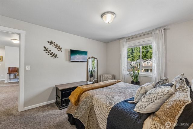 13931 E 63rd Avenue E, Puyallup, WA 98373