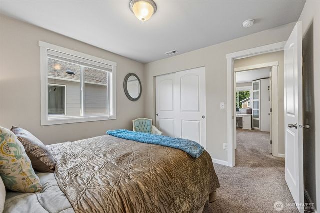 13931 E 63rd Avenue E, Puyallup, WA 98373