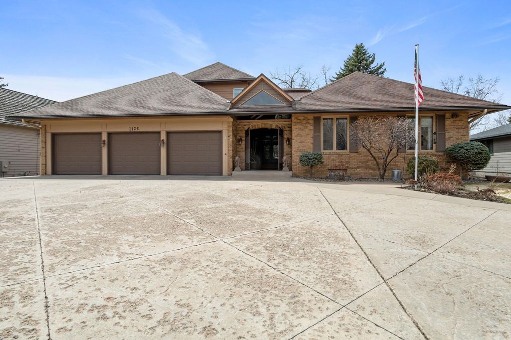 1128 Benton Street, Anoka, MN 55303 — photo 4