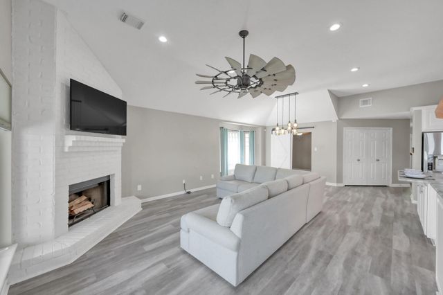 12858 Pelican Island Drive, Willis, TX 77318