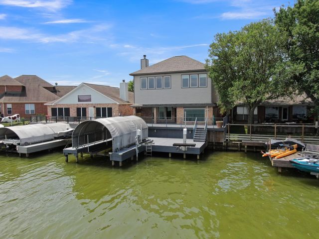 12858 Pelican Island Drive, Willis, TX 77318