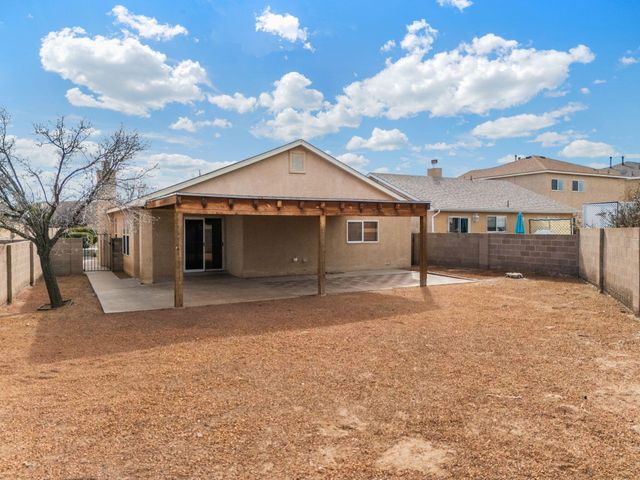 6139 Bisbee Place NW, Albuquerque, NM 87114