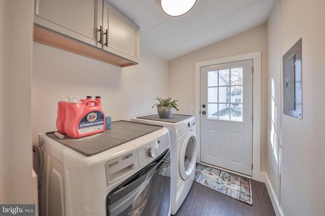 1215 BLUE MOUNTAIN CIR, Saylorsburg, PA 18353