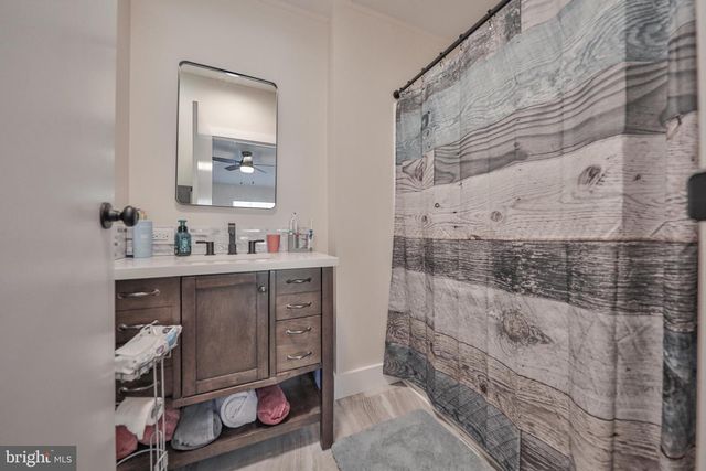 1215 BLUE MOUNTAIN CIR, Saylorsburg, PA 18353