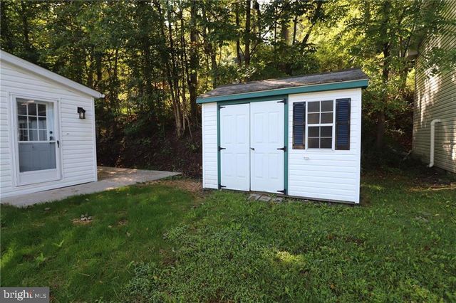 1215 BLUE MOUNTAIN CIR, Saylorsburg, PA 18353