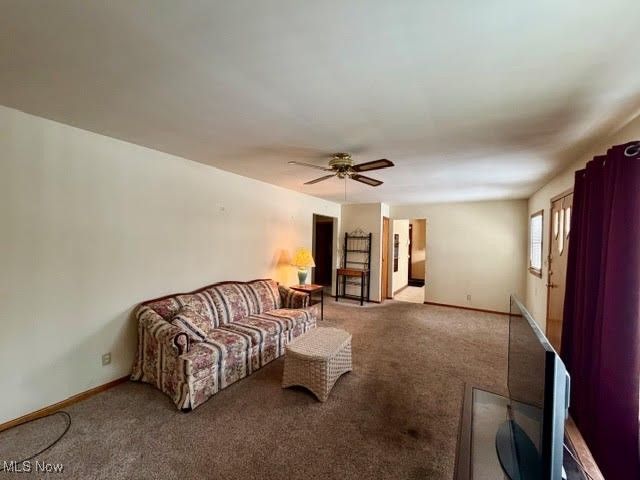 7931 Service Street, Masury, OH 44438