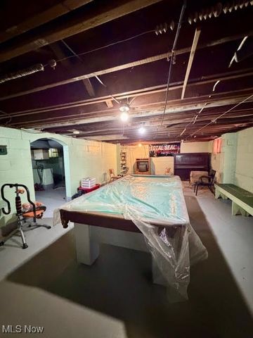 7931 Service Street, Masury, OH 44438