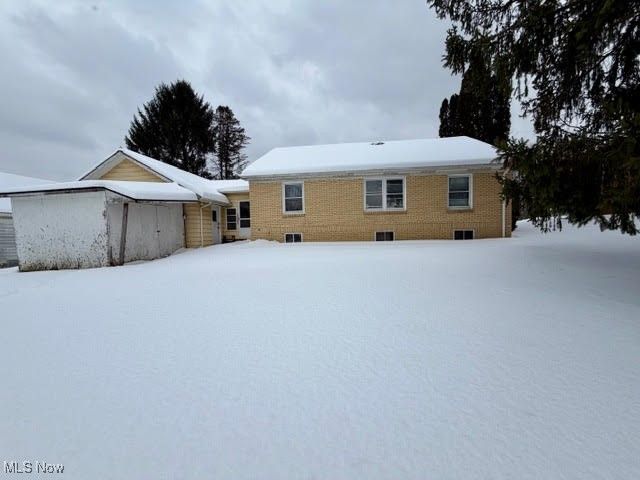 7931 Service Street, Masury, OH 44438