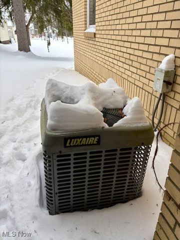 7931 Service Street, Masury, OH 44438